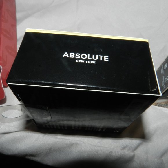 Absolute New York HD Flawless Setting Powder Brightening Banana - Picture 5 of 15